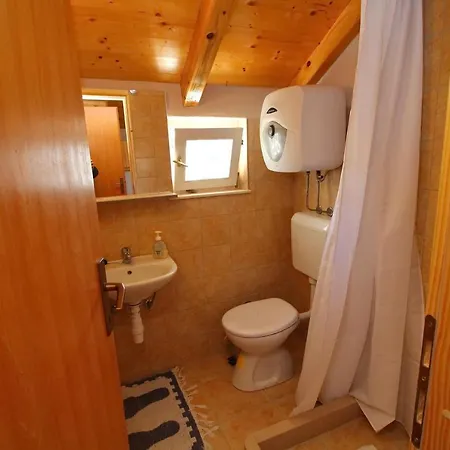 아파트 Stone House Harmony - One Bedroom Holiday With Patio And Garden View Zrnovo